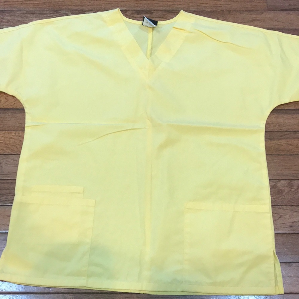Scrub top
